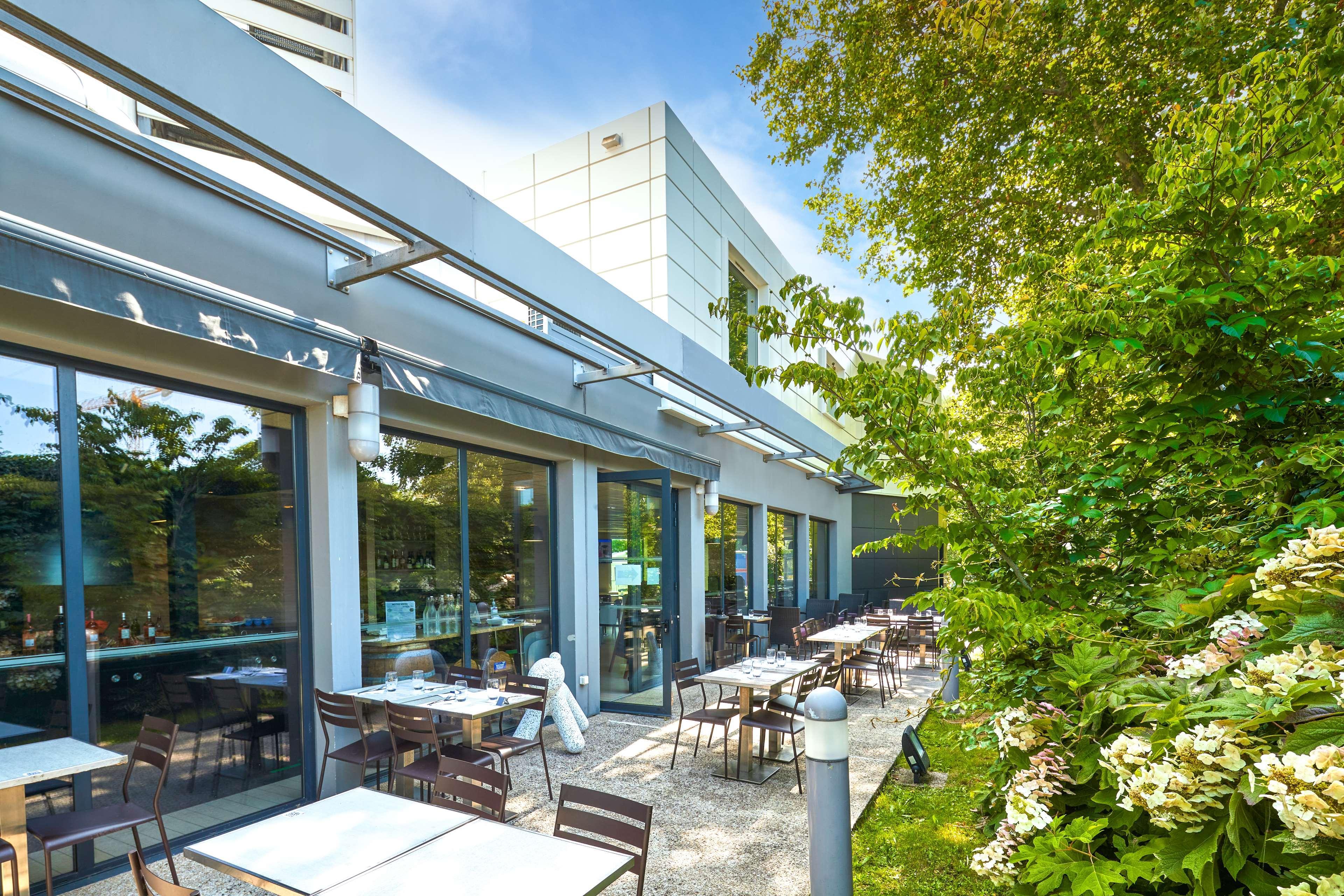 Campanile Nantes Centre - Saint Jacques Hotel Exterior photo