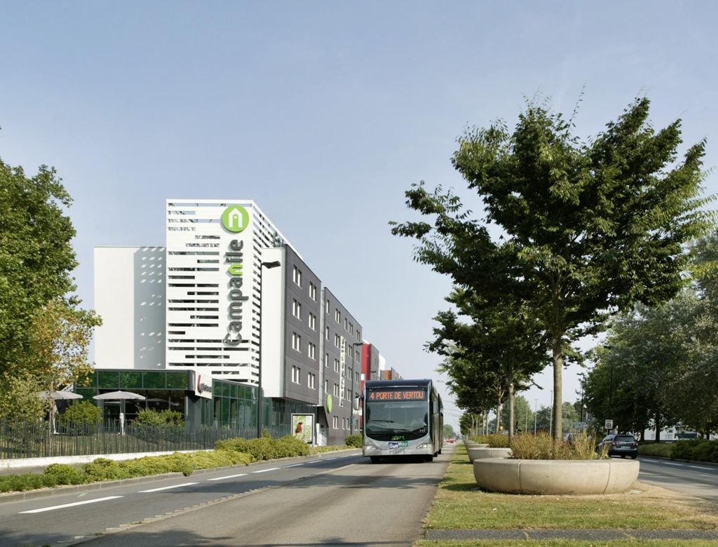 Campanile Nantes Centre - Saint Jacques Hotel Exterior photo